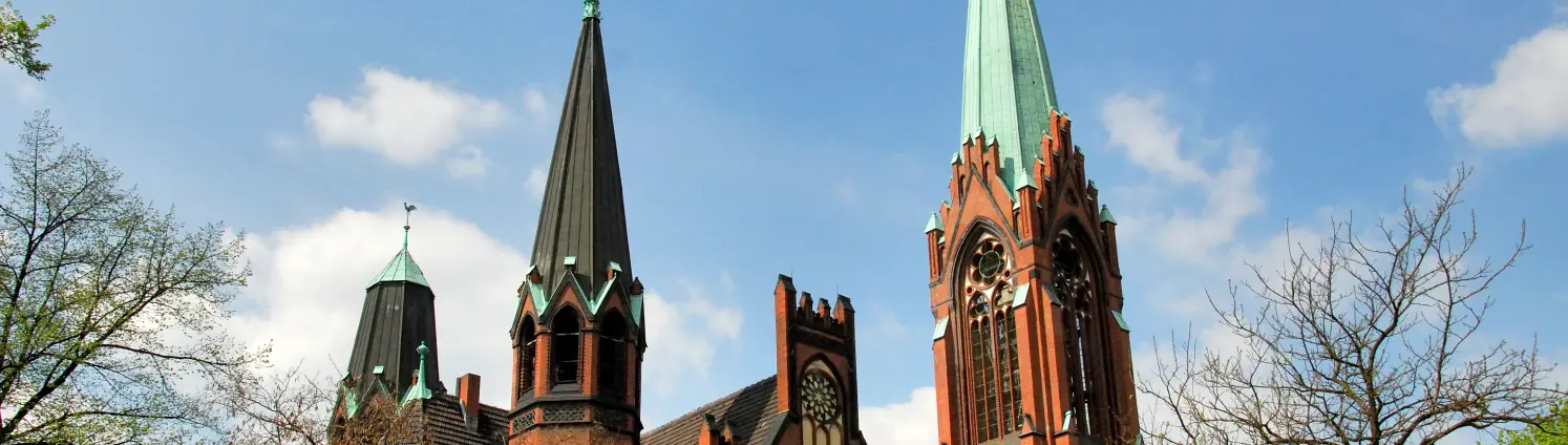 Apostel-Paulus-Kirche in Berlin-Schöneberg von außen.